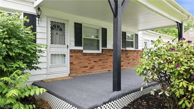 2413 W Manor Avenue, Youngstown, OH 44514