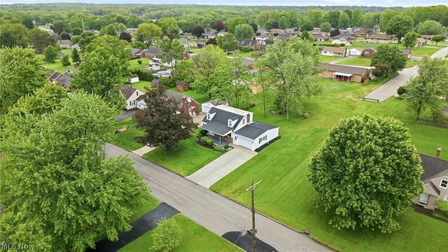 2413 W Manor Avenue, Youngstown, OH 44514