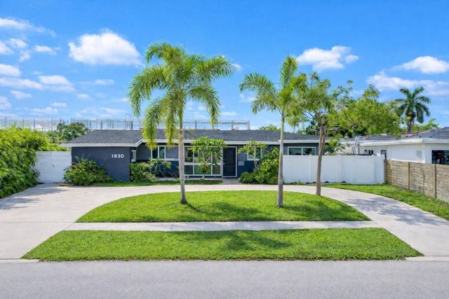 1830 SW 23rd Avenue, Fort Lauderdale, FL 33312