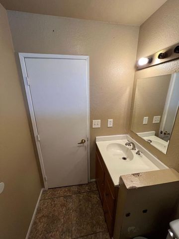 66164 6th Street, Desert Hot Springs, CA 92240