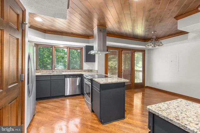 6906 ASPEN LN, Spotsylvania, VA 22551