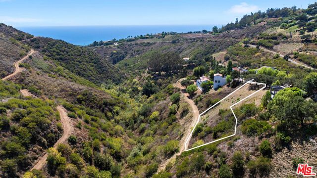26557 Ocean View Dr, Malibu, CA 90265