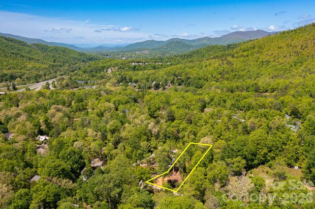 99999 Meeks Road, Black Mountain, NC 28711