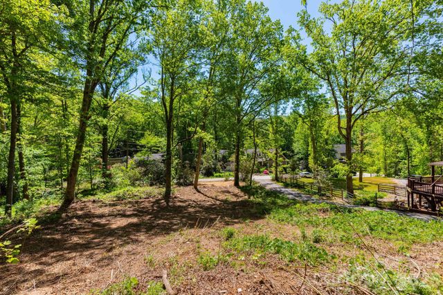 99999 Meeks Road, Black Mountain, NC 28711