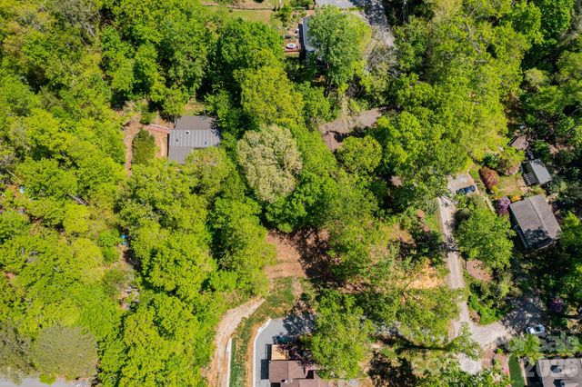 99999 Meeks Road, Black Mountain, NC 28711