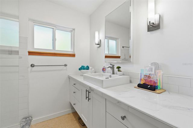 845 HIGHLAND STREET, Sarasota, FL 34234