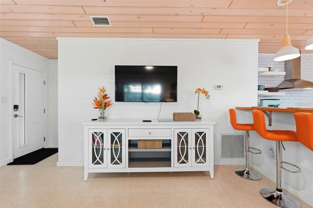 845 HIGHLAND STREET, Sarasota, FL 34234