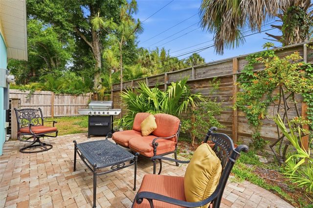 845 HIGHLAND STREET, Sarasota, FL 34234