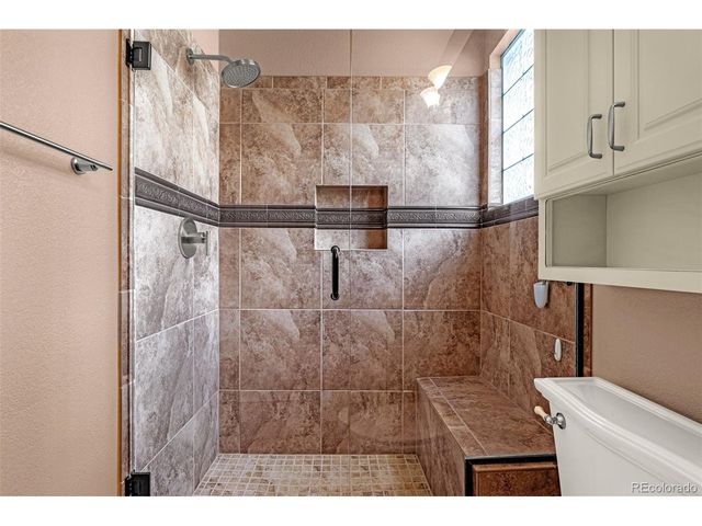 6707 Lupine Cir, Arvada, CO 80007