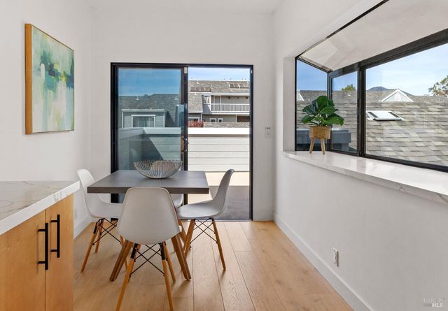 6033 Shelter Bay Ave, Mill Valley, CA 94941