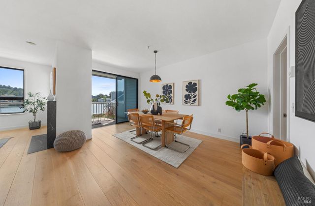 6033 Shelter Bay Ave, Mill Valley, CA 94941