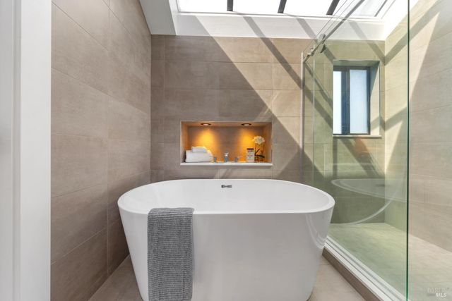 6033 Shelter Bay Ave, Mill Valley, CA 94941