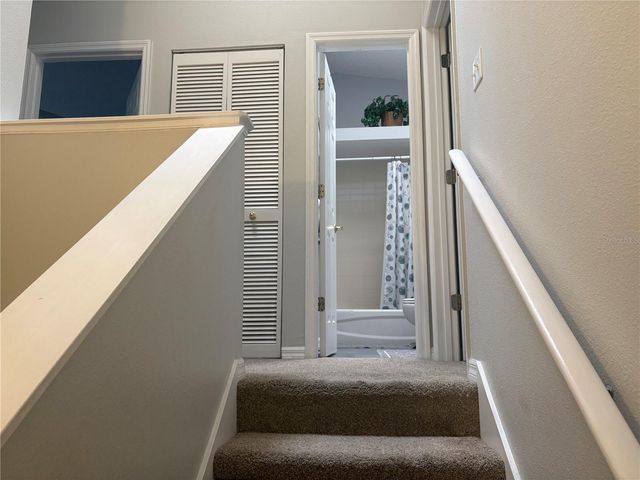 9122 JAKES PATH, Largo, FL 33771