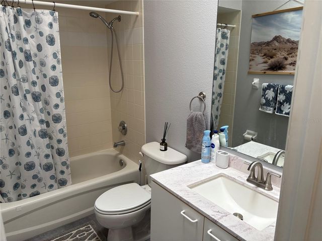 9122 JAKES PATH, Largo, FL 33771