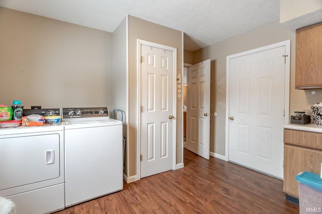 512 E 4th Street, Brookston, IN 47923