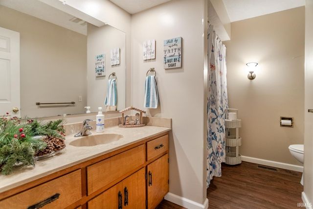 512 E 4th Street, Brookston, IN 47923