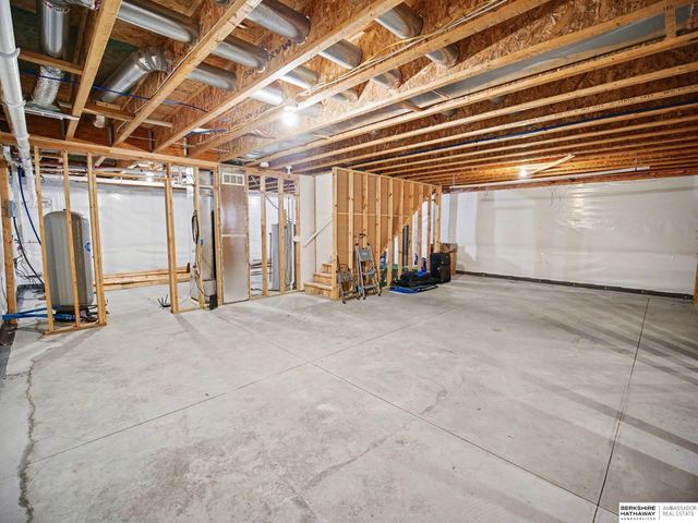 20201 NW 68th Street, Raymond, NE 68428