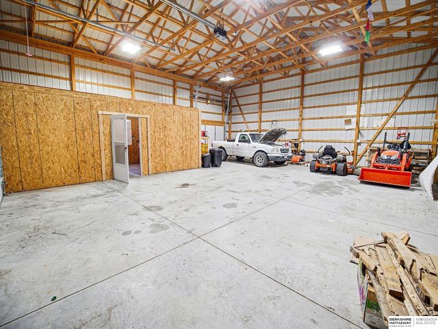 20201 NW 68th Street, Raymond, NE 68428