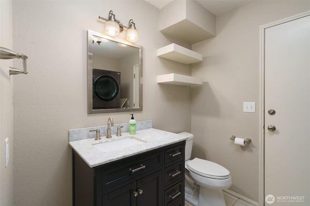2003 Woodridge Avenue, Mount Vernon, WA 98273