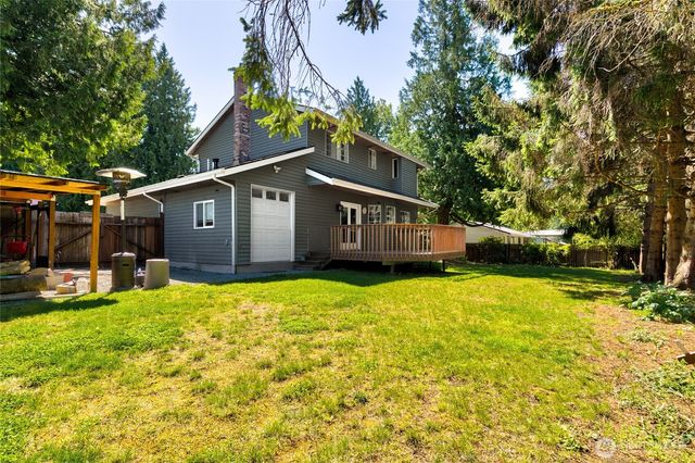 2003 Woodridge Avenue, Mount Vernon, WA 98273