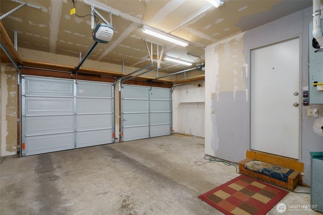2003 Woodridge Avenue, Mount Vernon, WA 98273