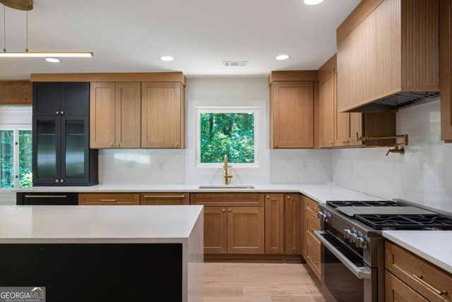 4955 Powers Ferry Road, Atlanta, GA 30327