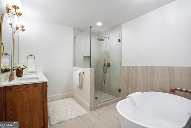 4955 Powers Ferry Road, Atlanta, GA 30327