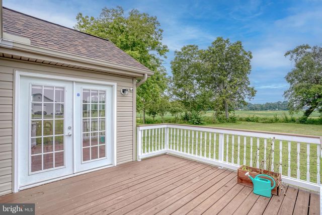 5926 MT HOLLY RD, East New Market, MD 21631