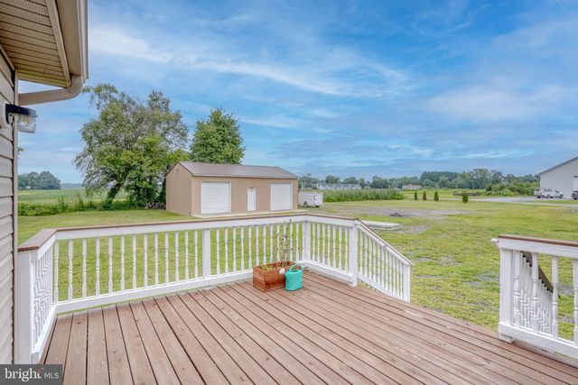 5926 MT HOLLY RD, East New Market, MD 21631