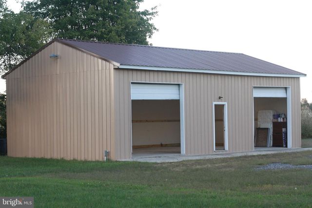 5926 MT HOLLY RD, East New Market, MD 21631