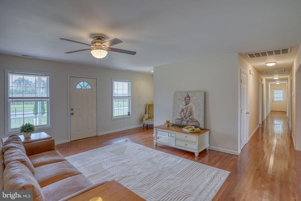 5926 MT HOLLY RD, East New Market, MD 21631