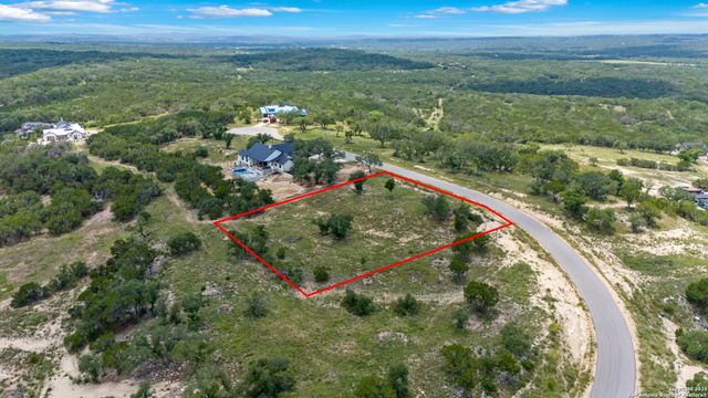 928 Enchanted View, Canyon Lake, TX 78133