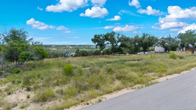 928 Enchanted View, Canyon Lake, TX 78133