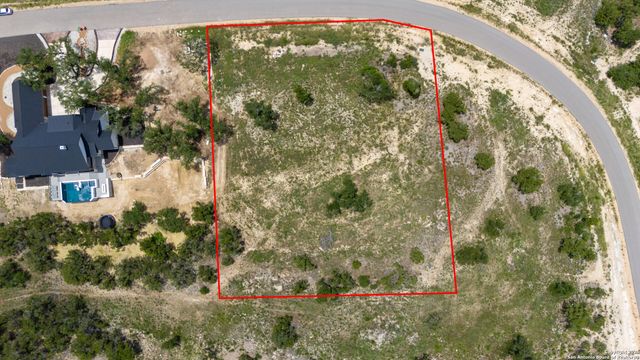 928 Enchanted View, Canyon Lake, TX 78133