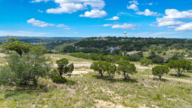 928 Enchanted View, Canyon Lake, TX 78133