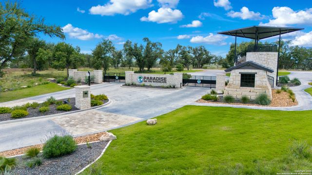 928 Enchanted View, Canyon Lake, TX 78133