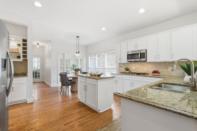 570 Brixham Park Dr, Franklin, TN 37069