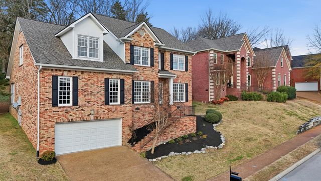 570 Brixham Park Dr, Franklin, TN 37069
