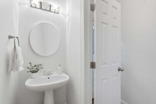 570 Brixham Park Dr, Franklin, TN 37069