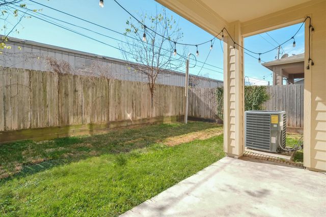 9405 Blalock Tree Court, Houston, TX 77080