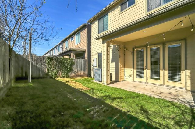 9405 Blalock Tree Court, Houston, TX 77080