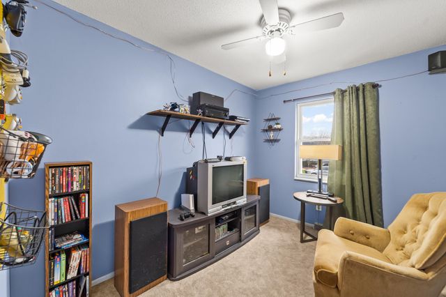 5408 BRET CT, Jefferson City, MO 65109