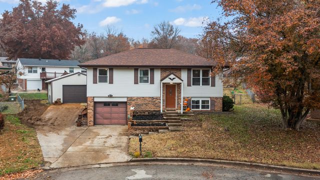 5408 BRET CT, Jefferson City, MO 65109
