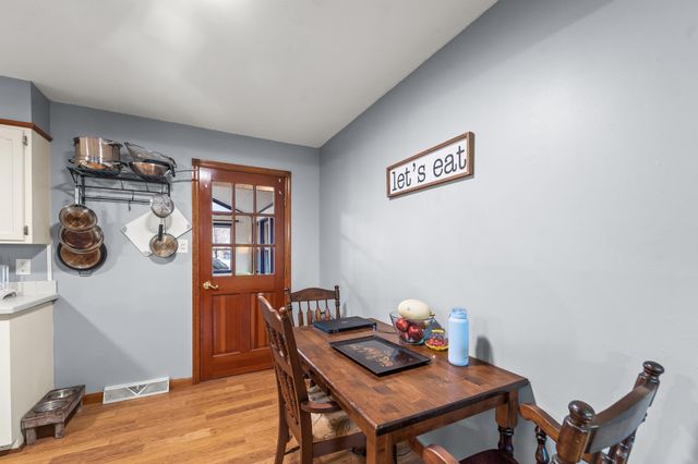 5408 BRET CT, Jefferson City, MO 65109