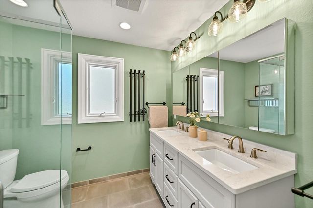 4848 N Woodburn STREET, Whitefish Bay, WI 53217