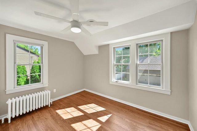 4848 N Woodburn STREET, Whitefish Bay, WI 53217