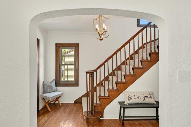 4848 N Woodburn STREET, Whitefish Bay, WI 53217