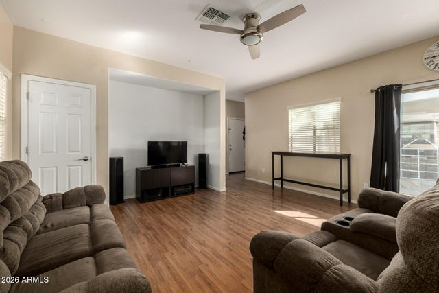 14089 W COUNTRY GABLES Drive, Surprise, AZ 85379