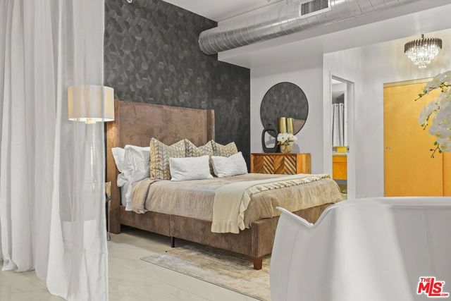 1111 S Grand Avenue 916, Los Angeles, CA 90015