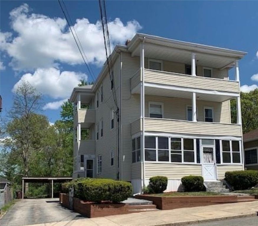 217 Newland Avenue 2, Woonsocket, RI 02895